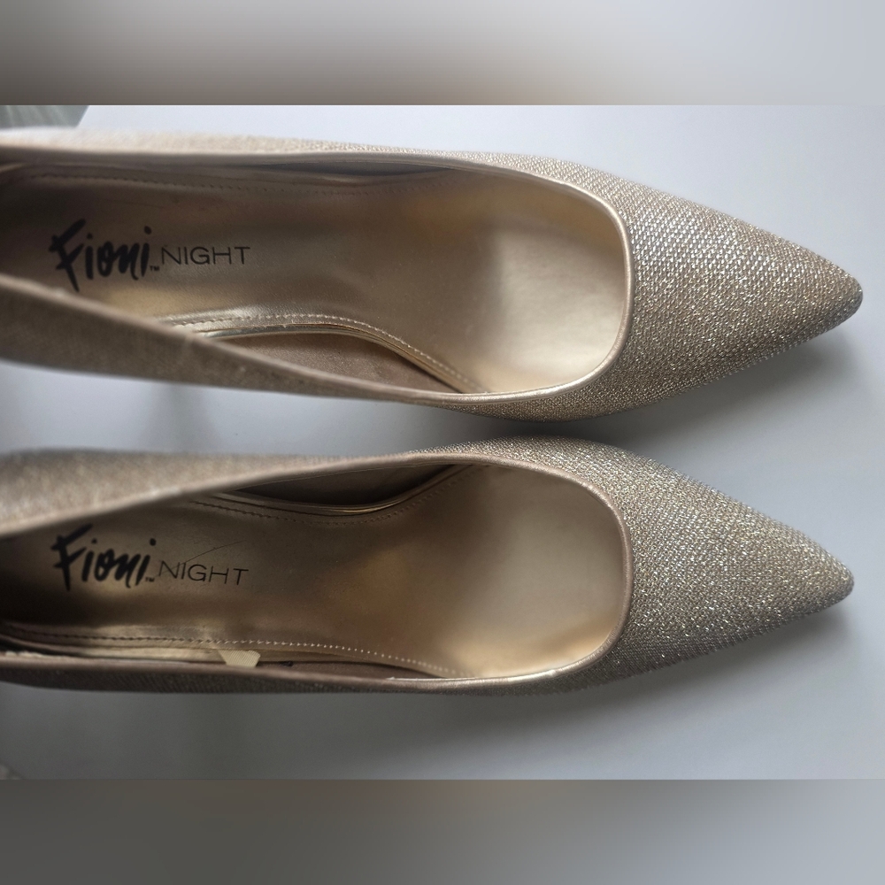 FIONI Sparkling Gold Women's Heels